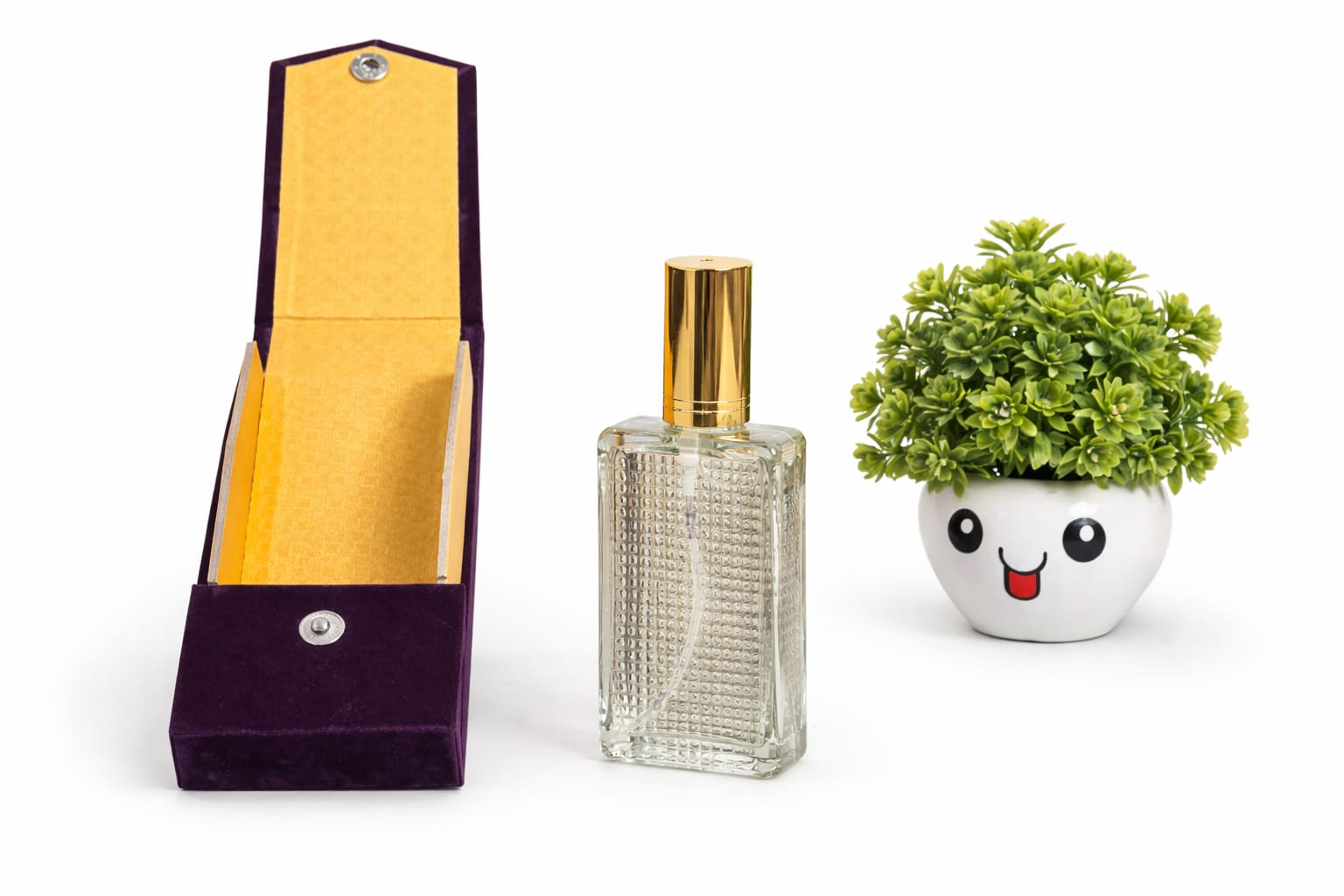 Classic – A Signature Fragrance for Female by Flow